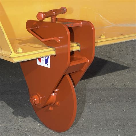 bucket asphalt cutter